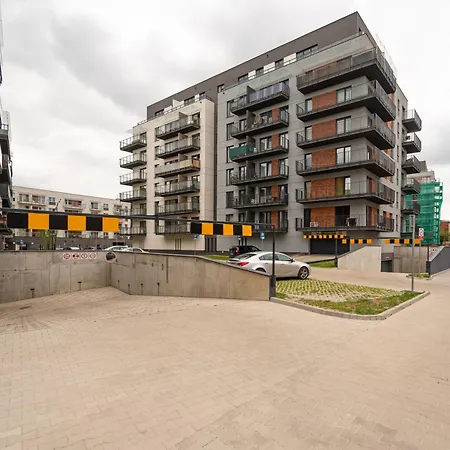 Pogonowskiego Beige By Bookinghost