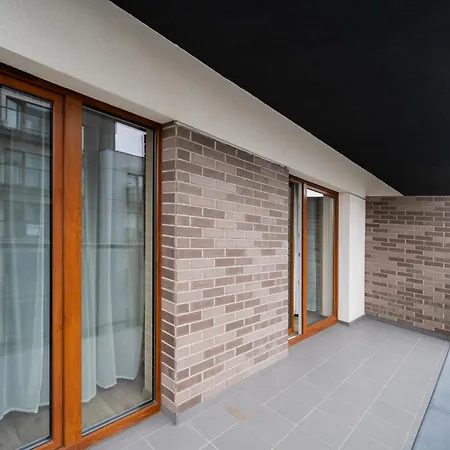 Pogonowskiego Beige By Bookinghost *