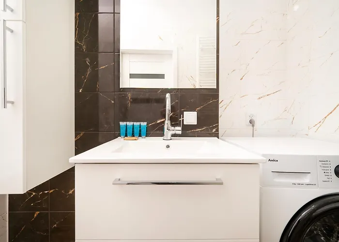 Pogonowskiego Beige By Bookinghost Lejlighed *