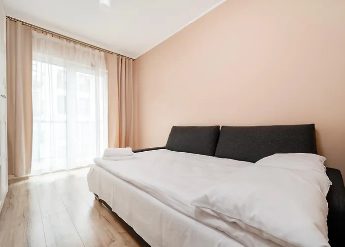 Pogonowskiego Beige By Bookinghost *